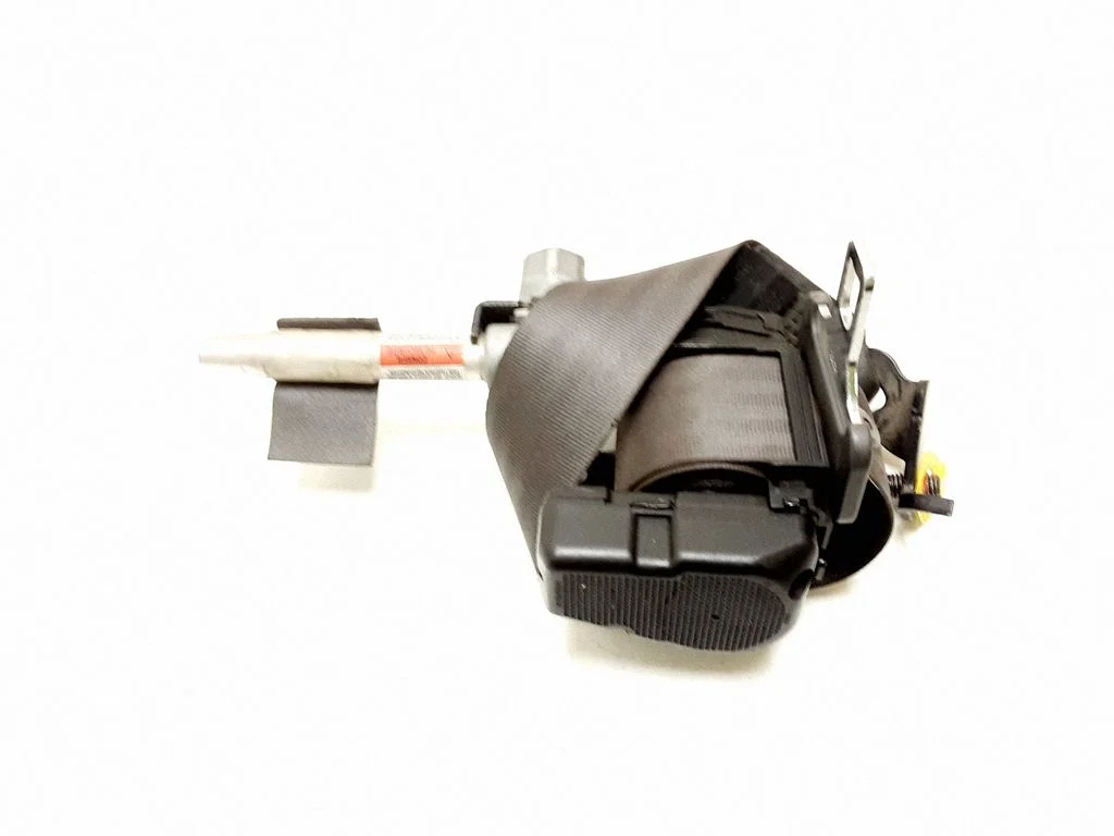 Rear seatbelt 30738530