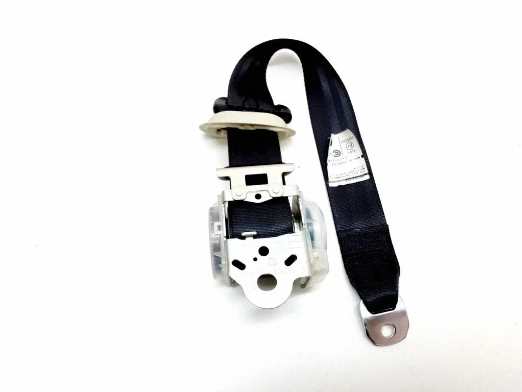 Tagumine turvavöö 7S8630