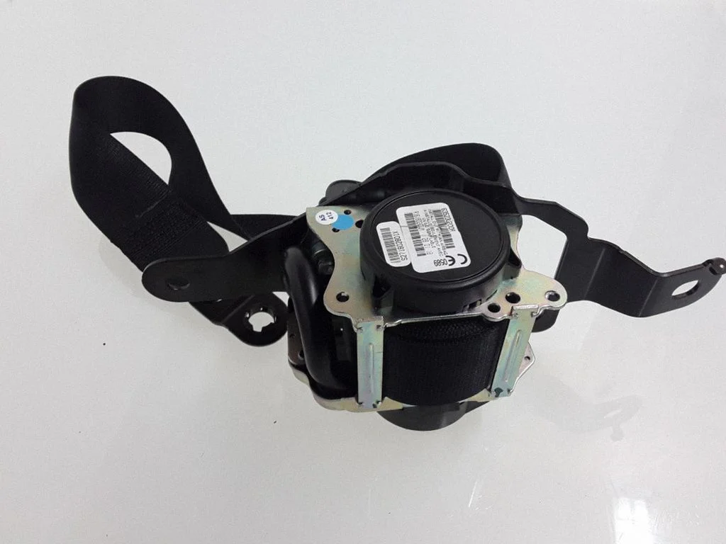 Rear seatbelt – BMW X5 F15 (2013-2017)