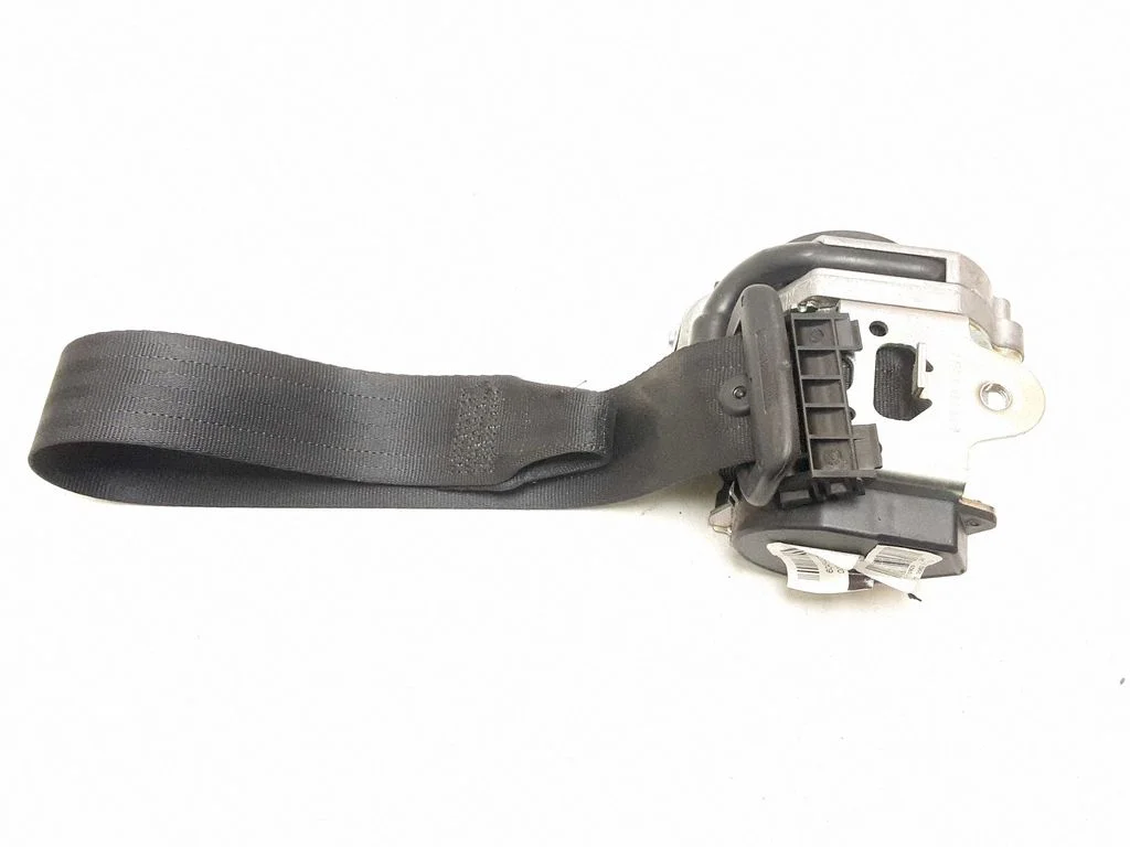 Rear seatbelt 6841714