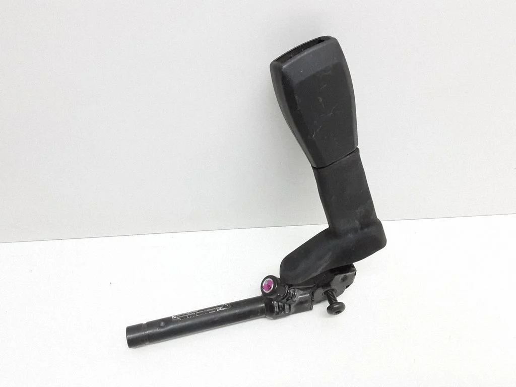 Eesmise turvavöö pannal – Volvo S60 (2011-2013)
