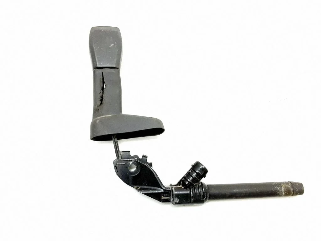 Eesmise turvavöö pannal – Volvo S40 (2008-2012)
