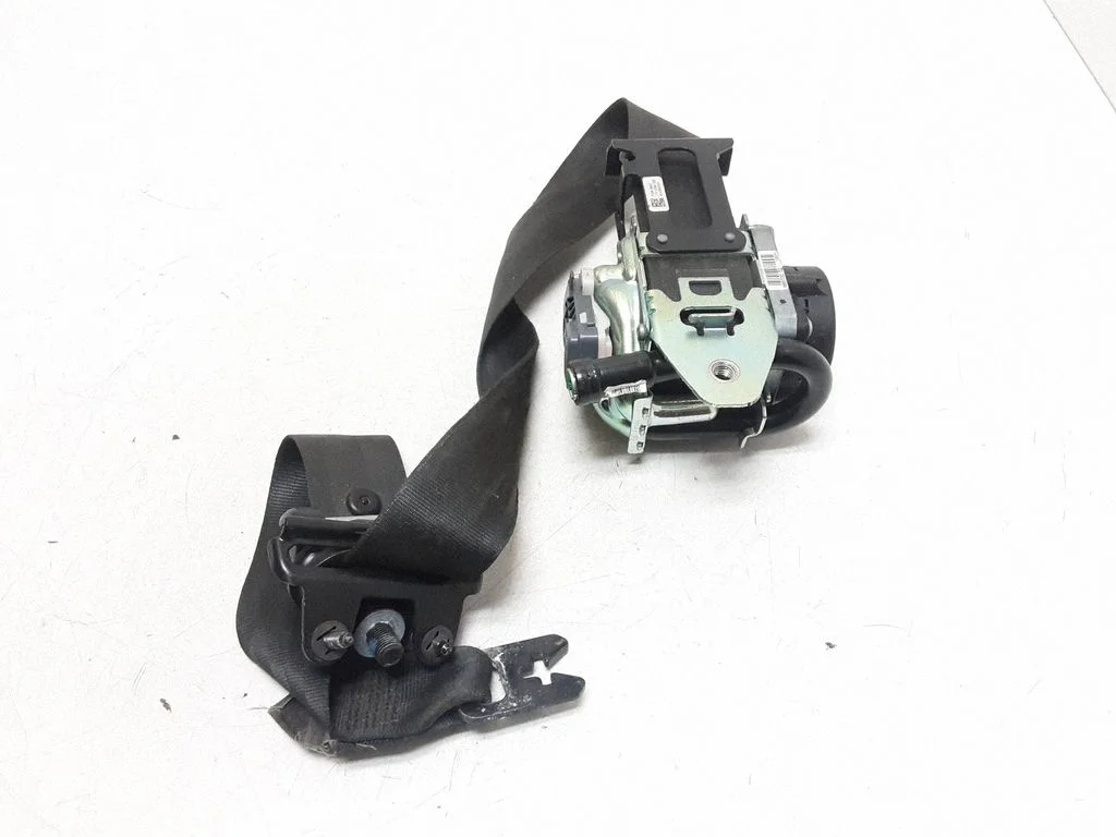 Front seatbelt 616155800