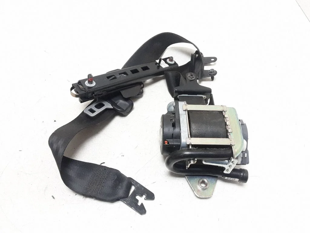 Front seatbelt 616155800