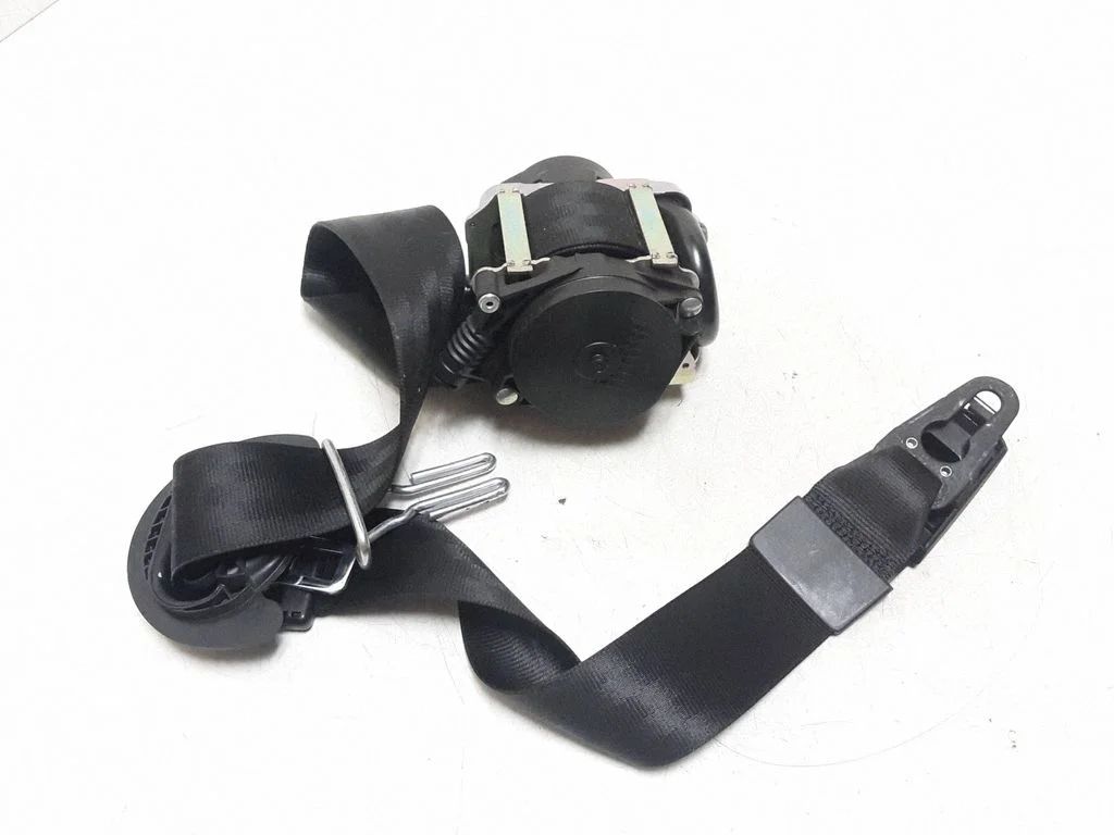 Front seatbelt – Audi A4 S4 B9 (2015-2019)