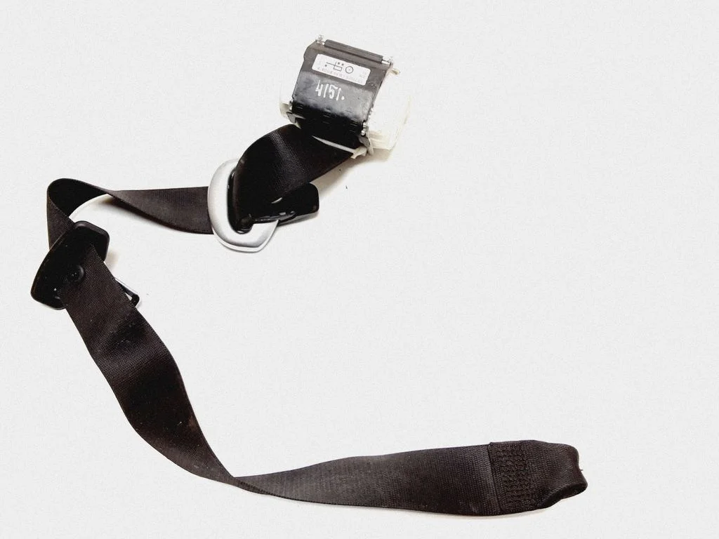 Front seatbelt – BMW 1 Series E82 E88 (2007-2014)