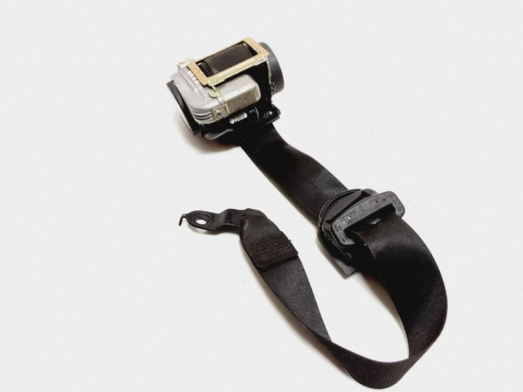 Front seatbelt 561014701