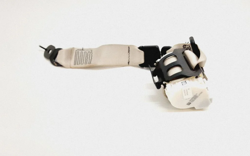 Middle seatbelt (rear) 34093133A