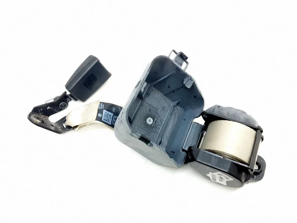 Middle seatbelt (rear) 561857807