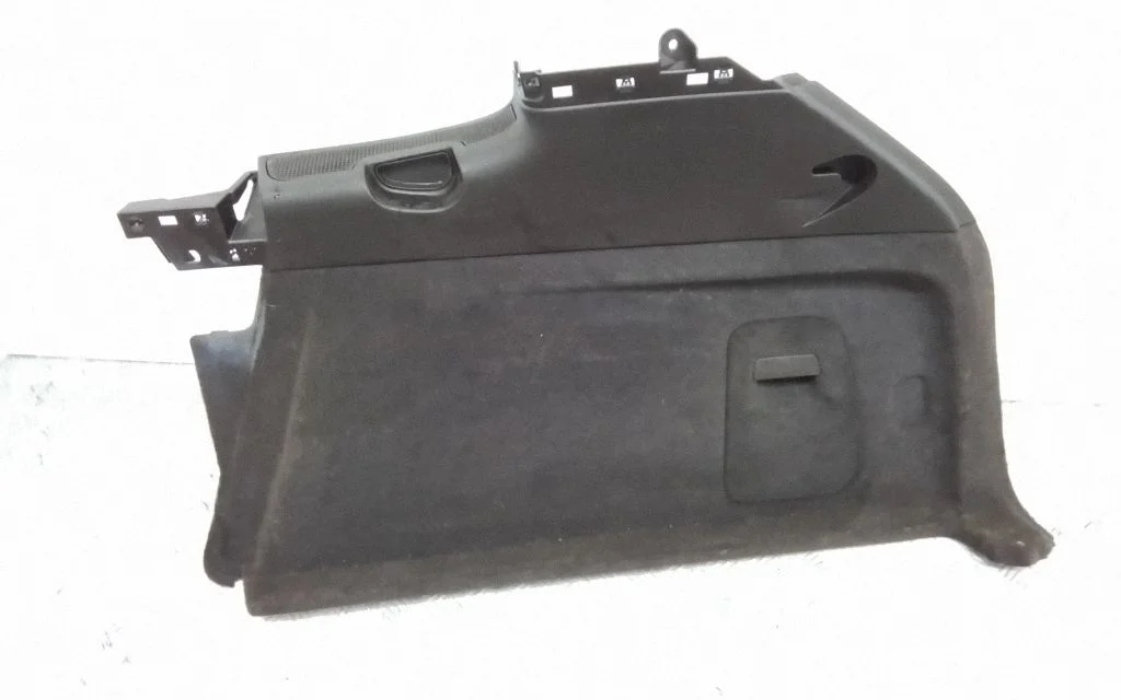 Trunk/boot lower side trim panel 7P5863820