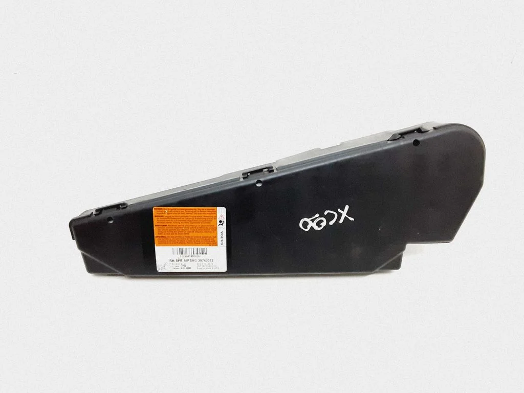 Istme turvapadi – Volvo XC90 (2003-2006)
