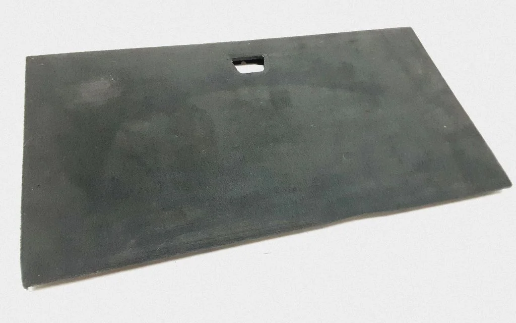 Trunk/boot floor carpet liner – Volvo XC70 (2005-2007)