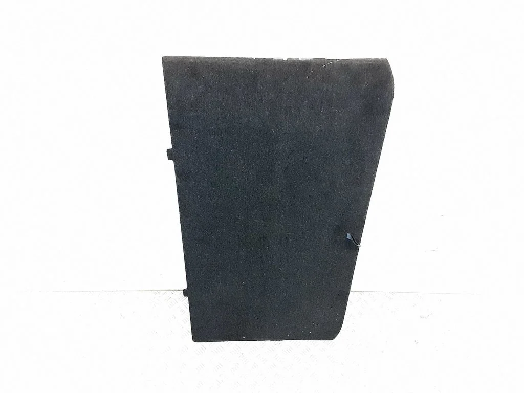 Trunk/boot floor carpet liner