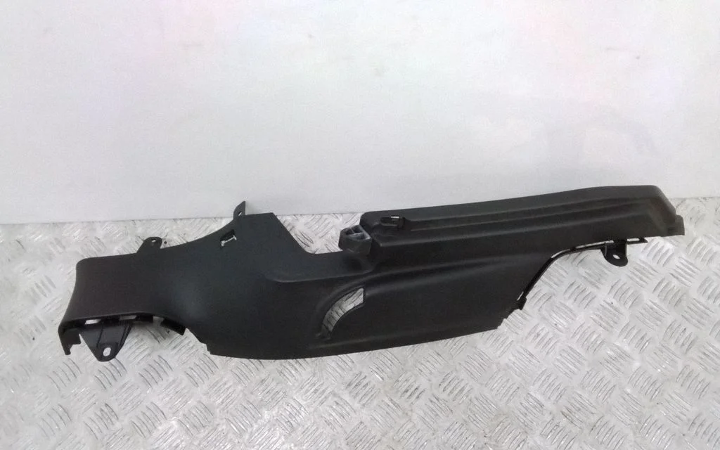Muu pagasiruumi viimistluse osa – BMW i3 (2013-)