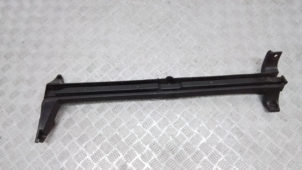Pozostałe elementy tapicerki bagażnika 31271583