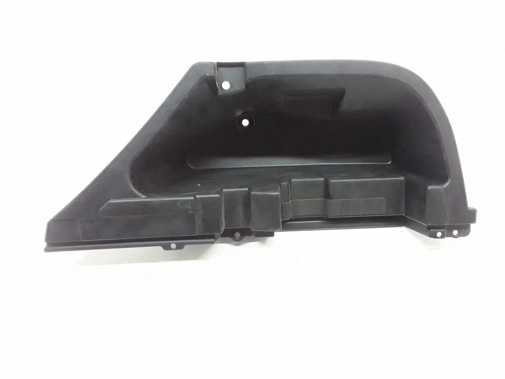 Other trunk/boot trim element – rear right