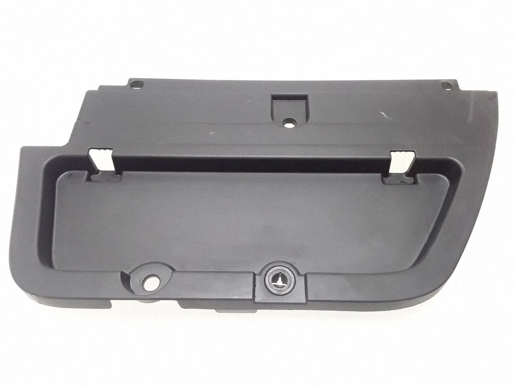 Other trunk/boot trim element – left