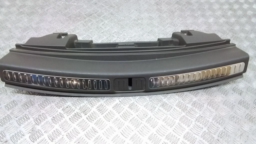 Trunk/boot sill cover protection – Porsche Macan (95B) (2014-2018)
