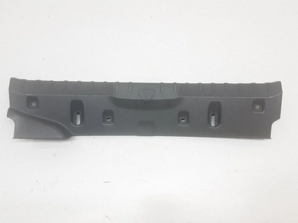 Trunk/boot sill cover protection – BMW 7 Series F01 F02 F03 F04 (2008-2016)