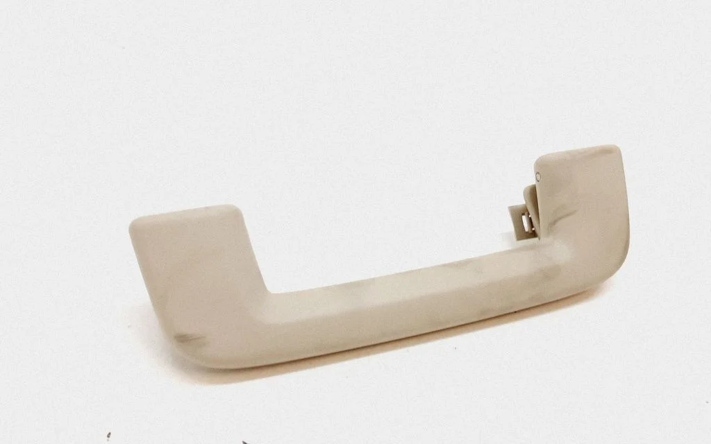 Front interior roof grab handle