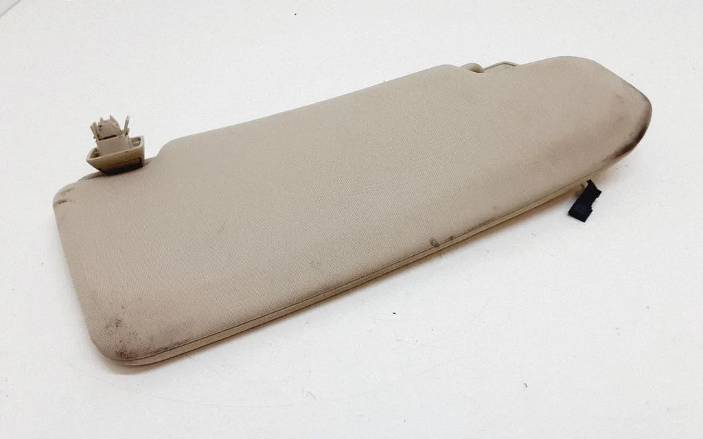 Sun visor – left