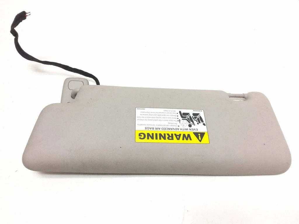 Sun visor – right