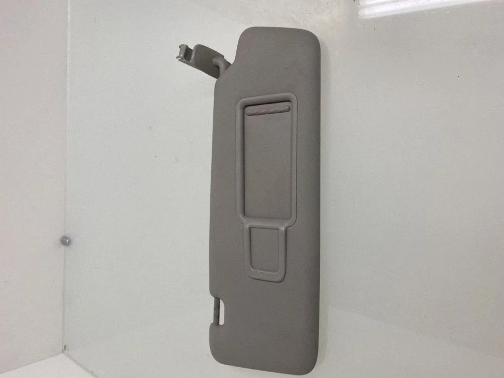 Sun visor – front right