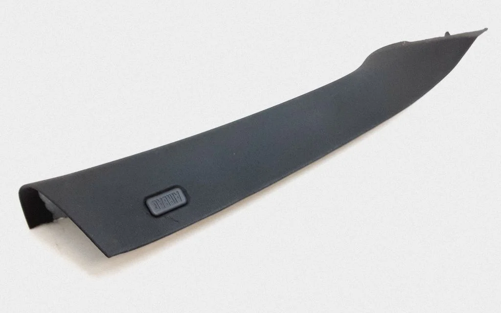 (A) pillar trim – BMW X5 E70 (2006-2013)