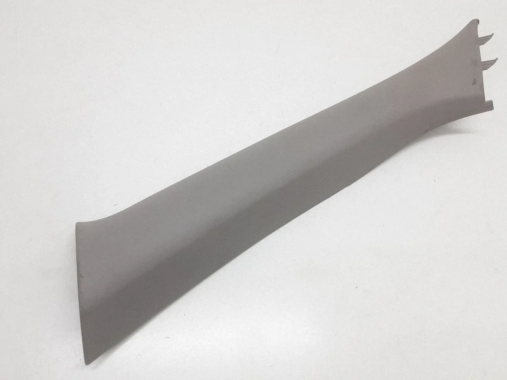 (A) pillar trim 1385358