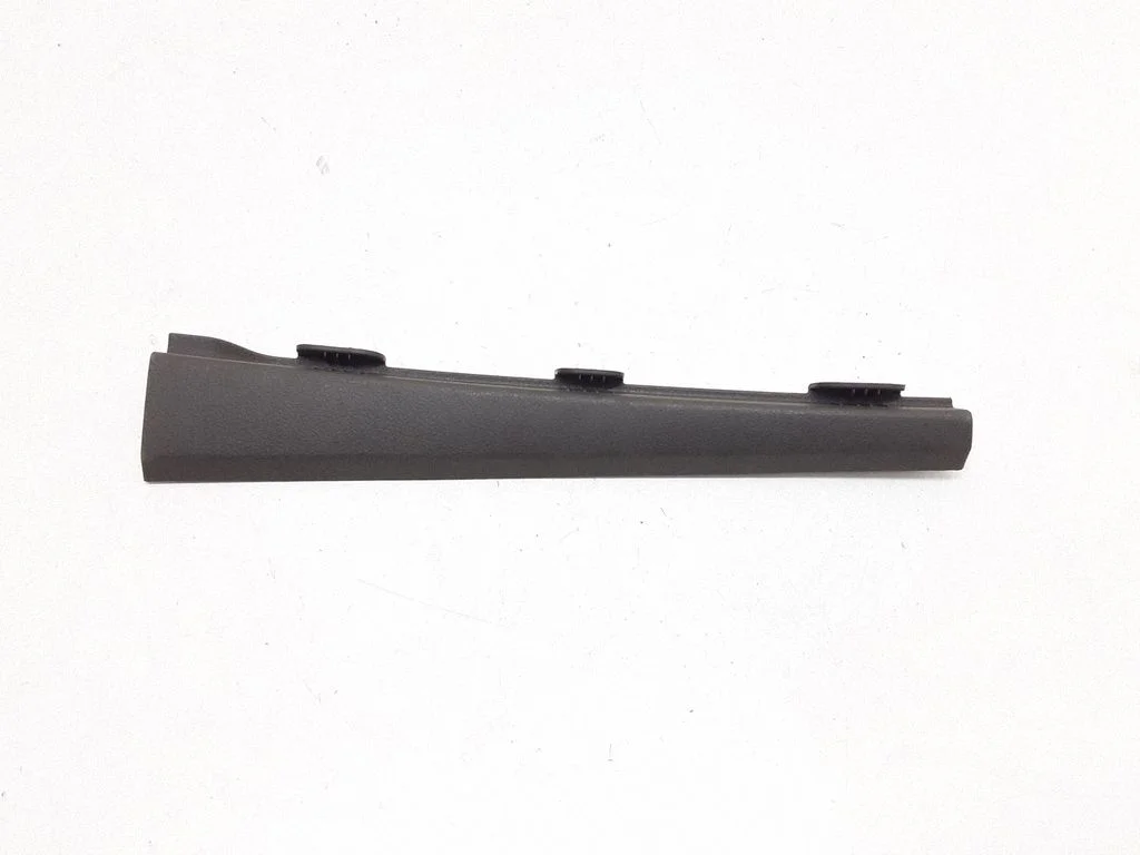 (A) pillar trim – Porsche Macan (95B) (2014-2018)