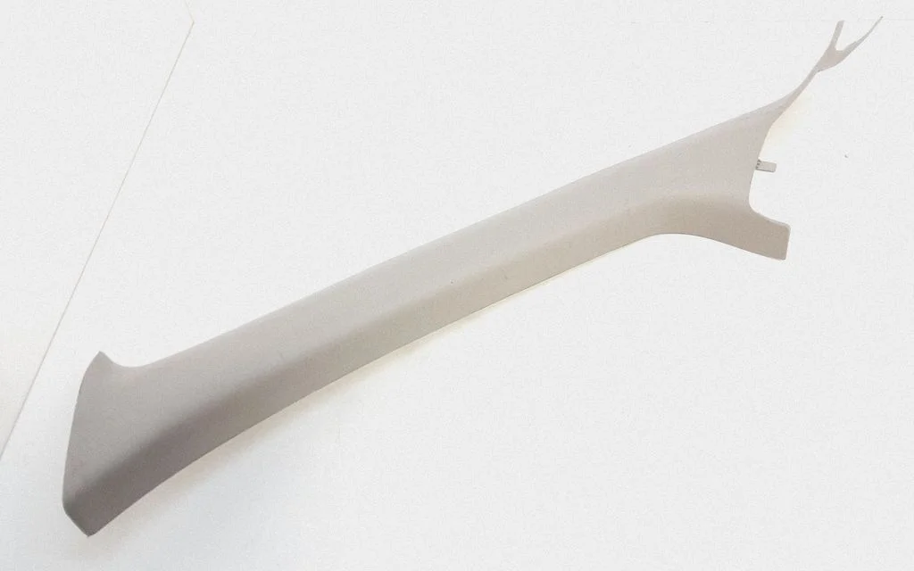 (A) pillar trim – Chrysler Town & Country V (2008-2016)