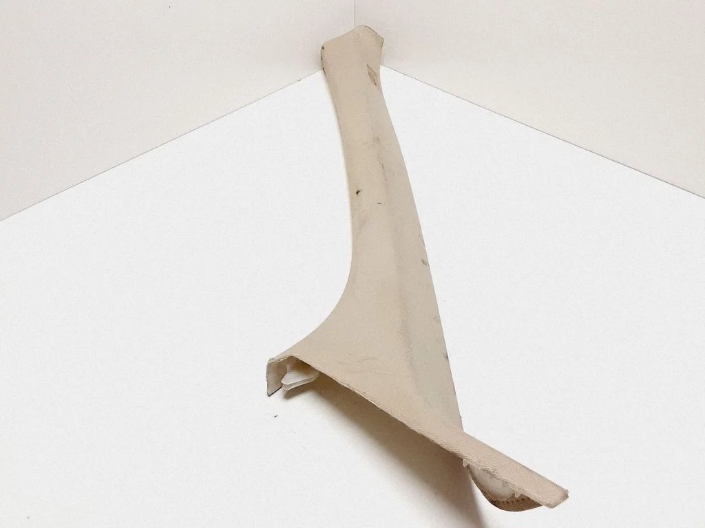 (A) pillar trim – Volvo XC60 (2009-2013)