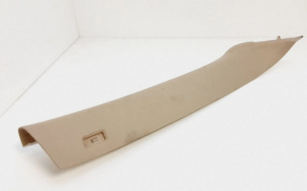 (A) pillar trim – BMW X5 E70 (2006-2013)
