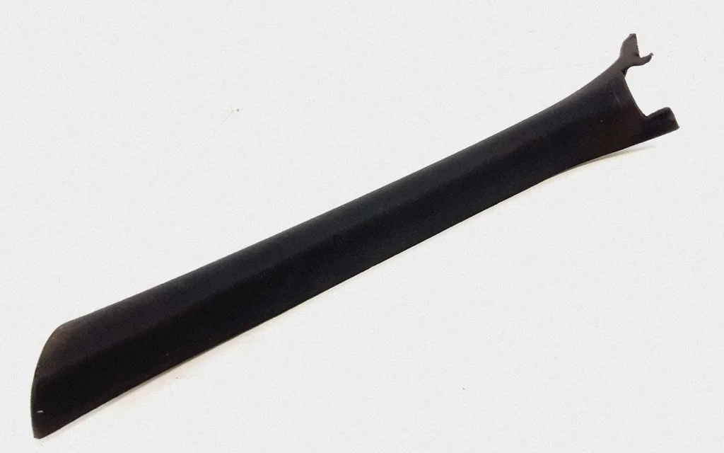 (A) pillar trim – BMW X5 E53 (1999-2006)