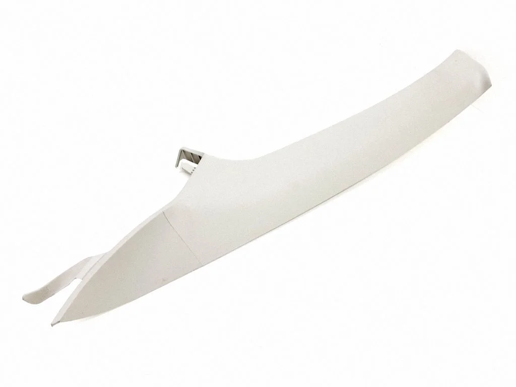 (A) pillar trim – Chrysler Town & Country V (2008-2016)