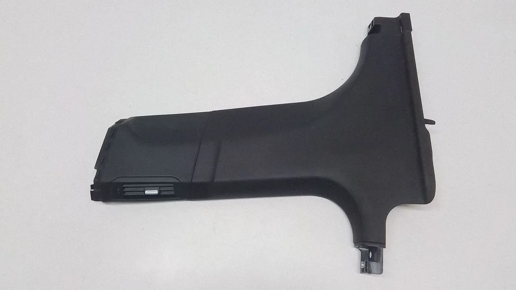 (B) pillar trim (bottom) – BMW 7 Series F01 F02 F03 F04 (2008-2016)