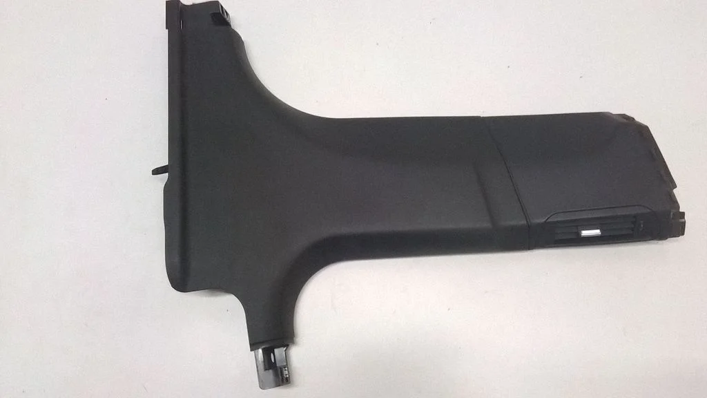 (B) pillar trim (bottom) – BMW 7 Series F01 F02 F03 F04 (2008-2016)