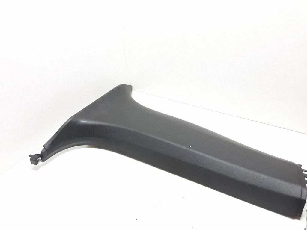 (B) pillar trim (bottom) – BMW X5 F15 (2013-2017)