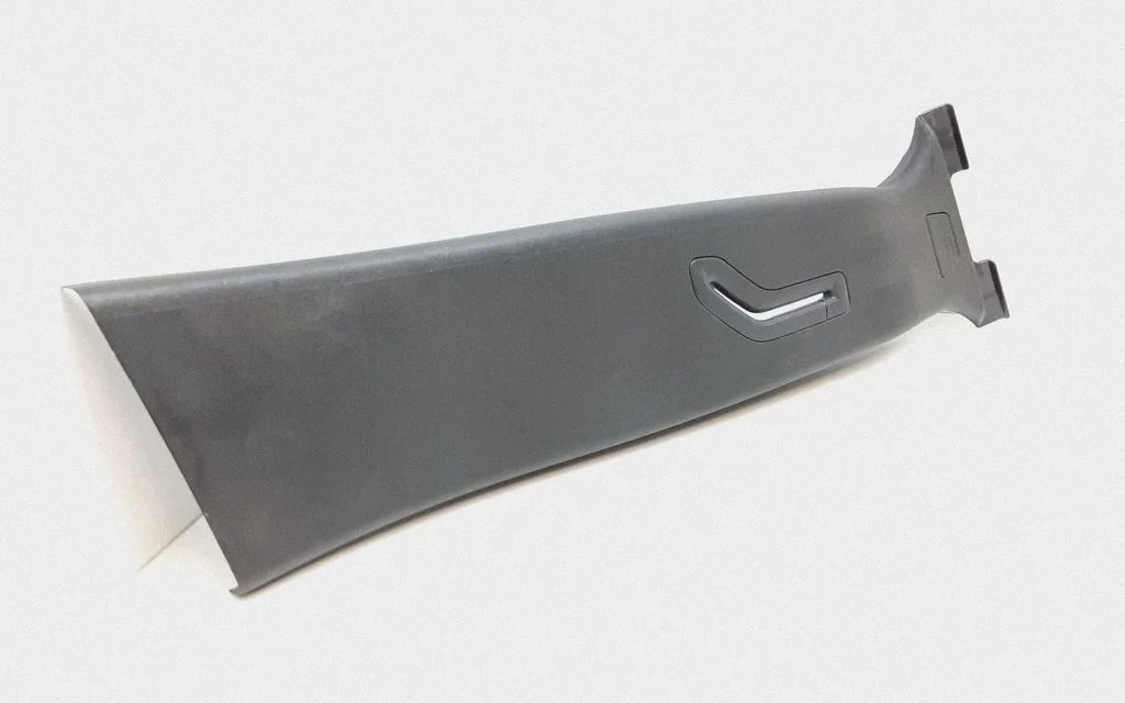 (B) pillar trim (bottom) 9486846