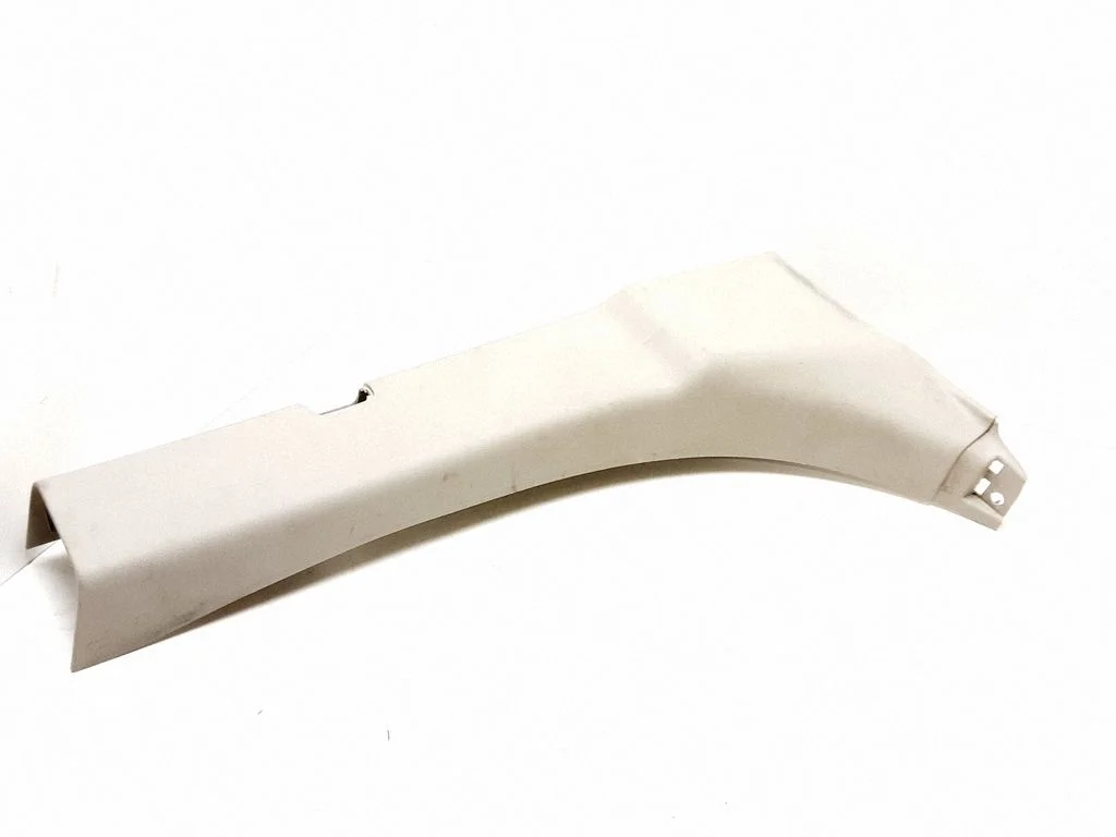 (B) piilari kate (alumine) – Chrysler Town & Country V (2008-2016)