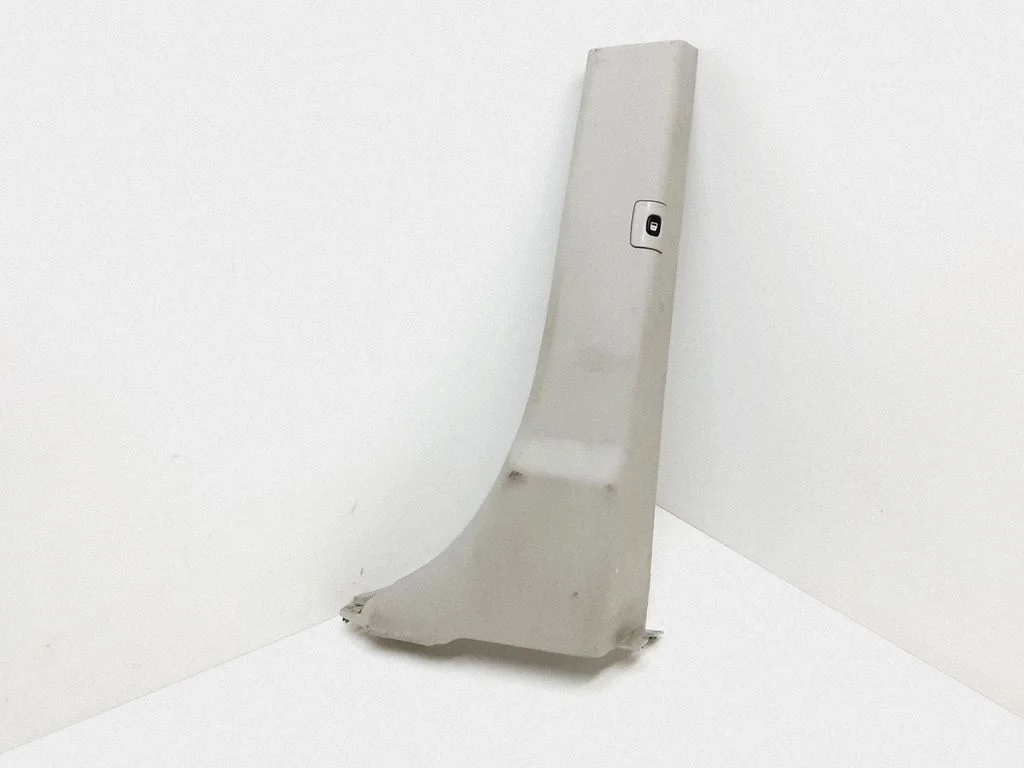 (B) piilari kate (alumine) – Chrysler Town & Country V (2008-2016)