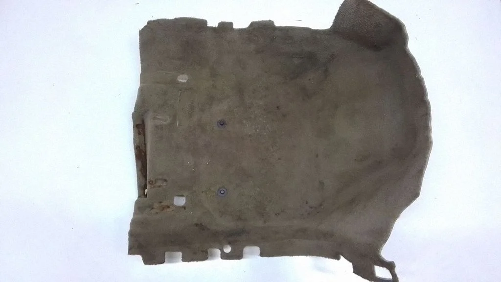 Wykładzina podłogi przednia 39815145