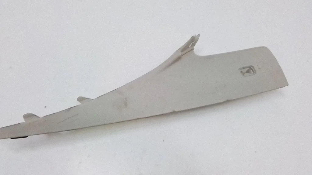 (C) pillar trim – Volvo S90, V90 (2016-)