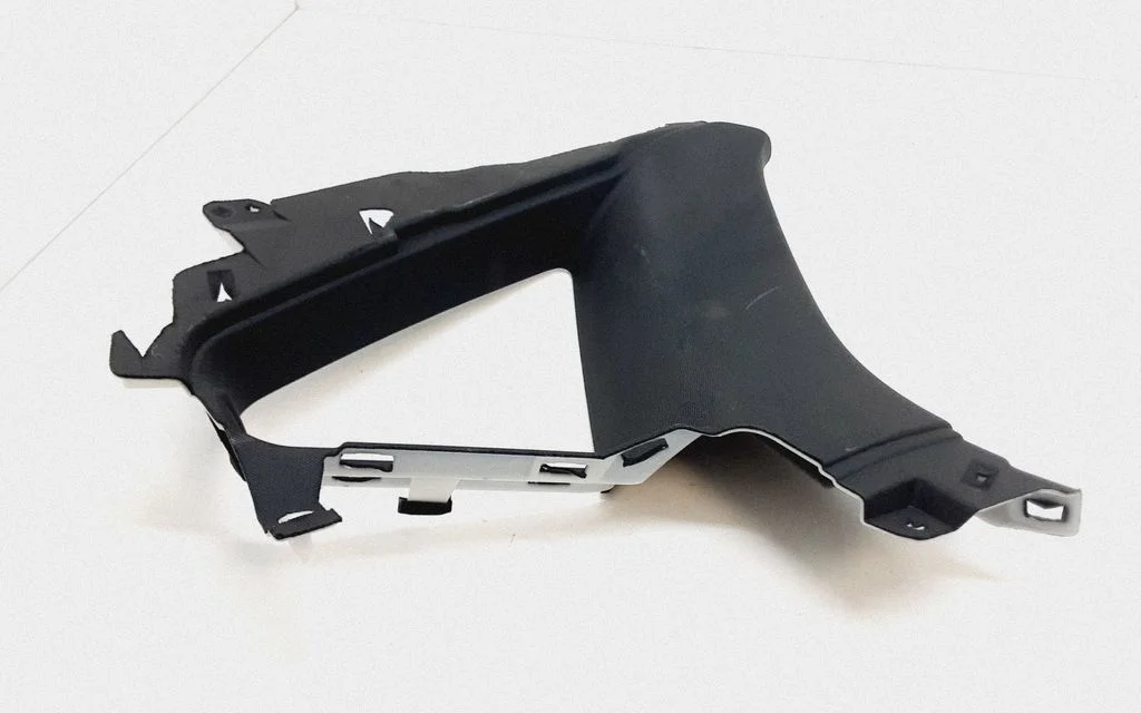 (C) pillar trim – Volvo S90, V90 (2016-)