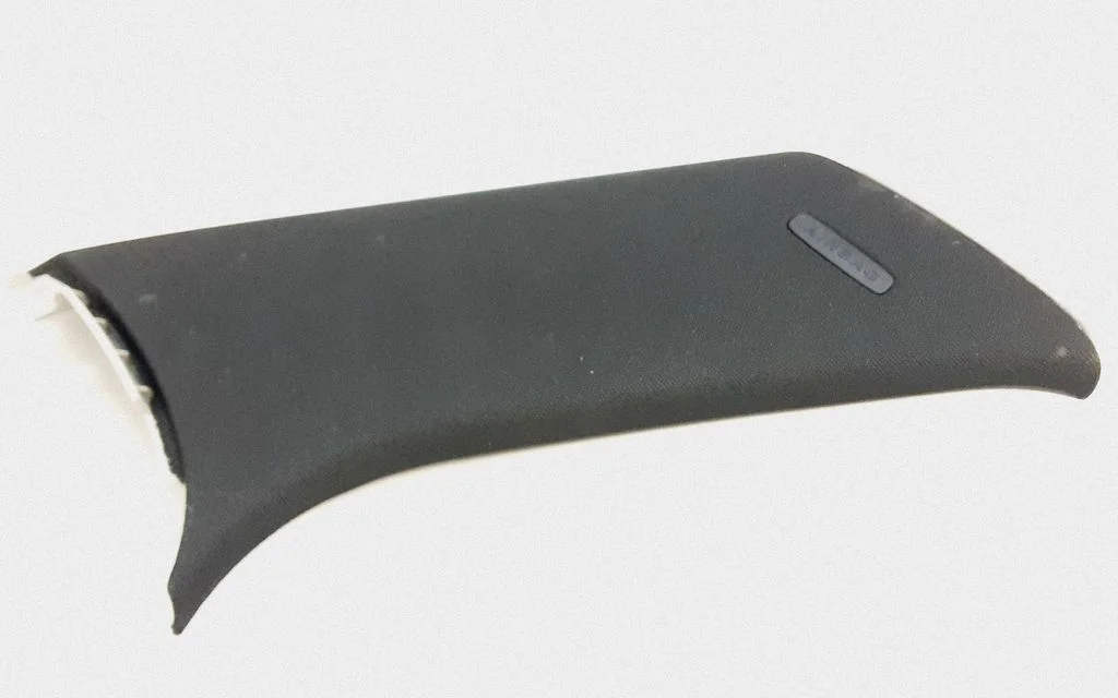 (C) pillar trim – Mercedes-Benz C-Class W205 (2014-2021)