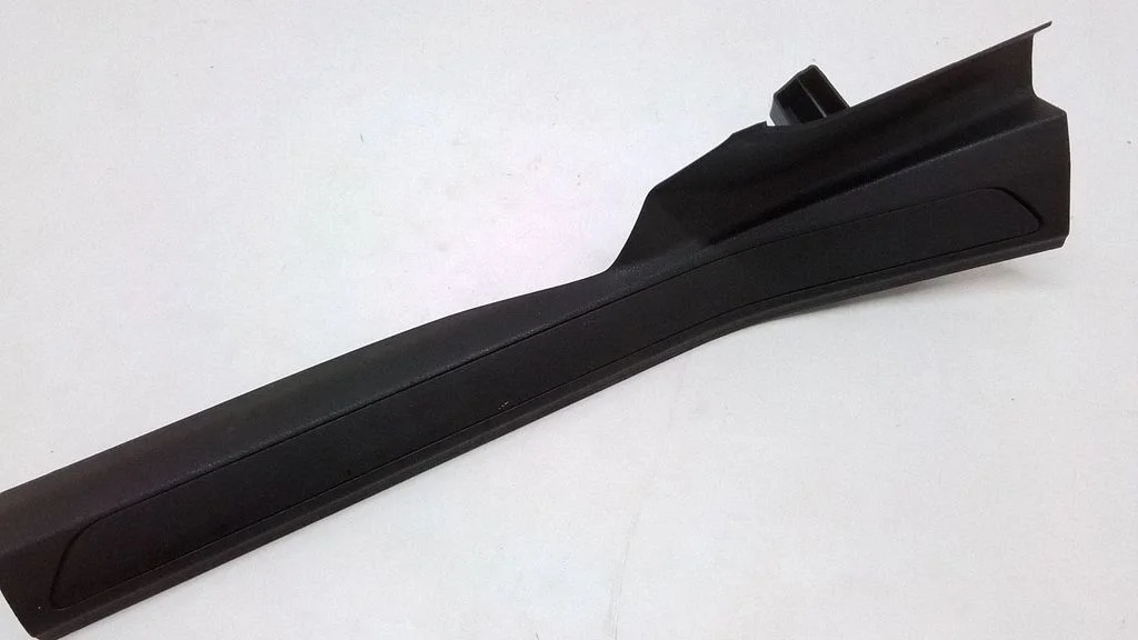 Tagalävise kate (sisemine) – BMW 7-seeria F01 F02 F03 F04 (2008-2016)