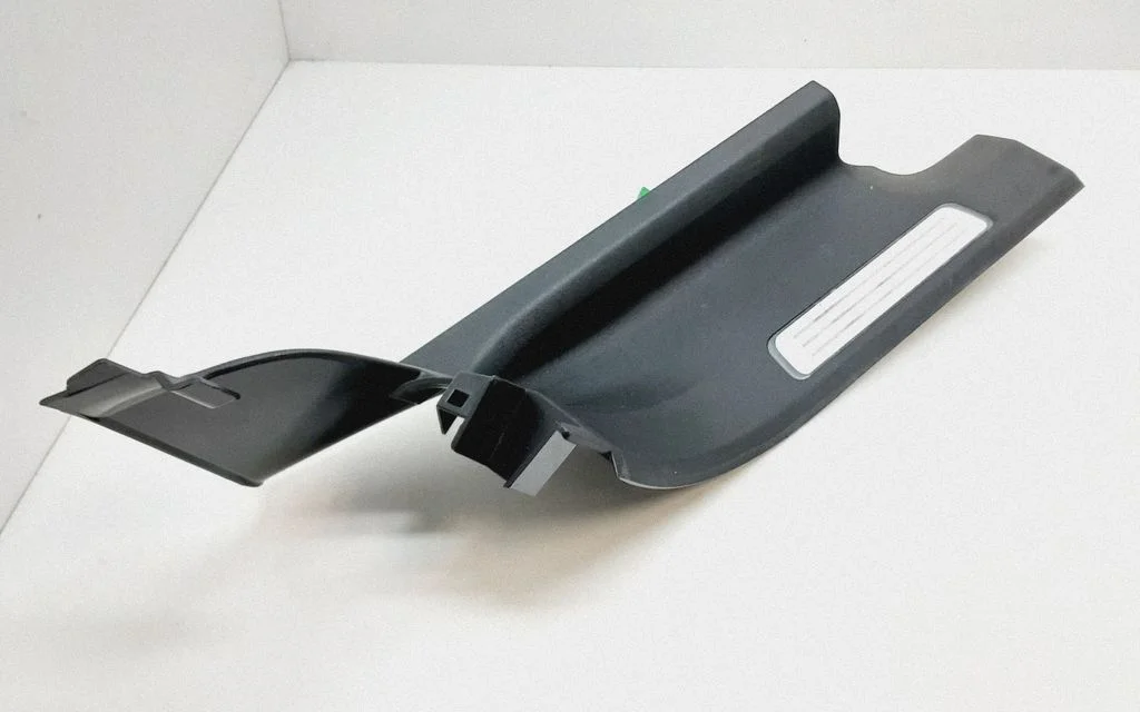 Rear sill trim cover – Volvo XC90 (2014-)