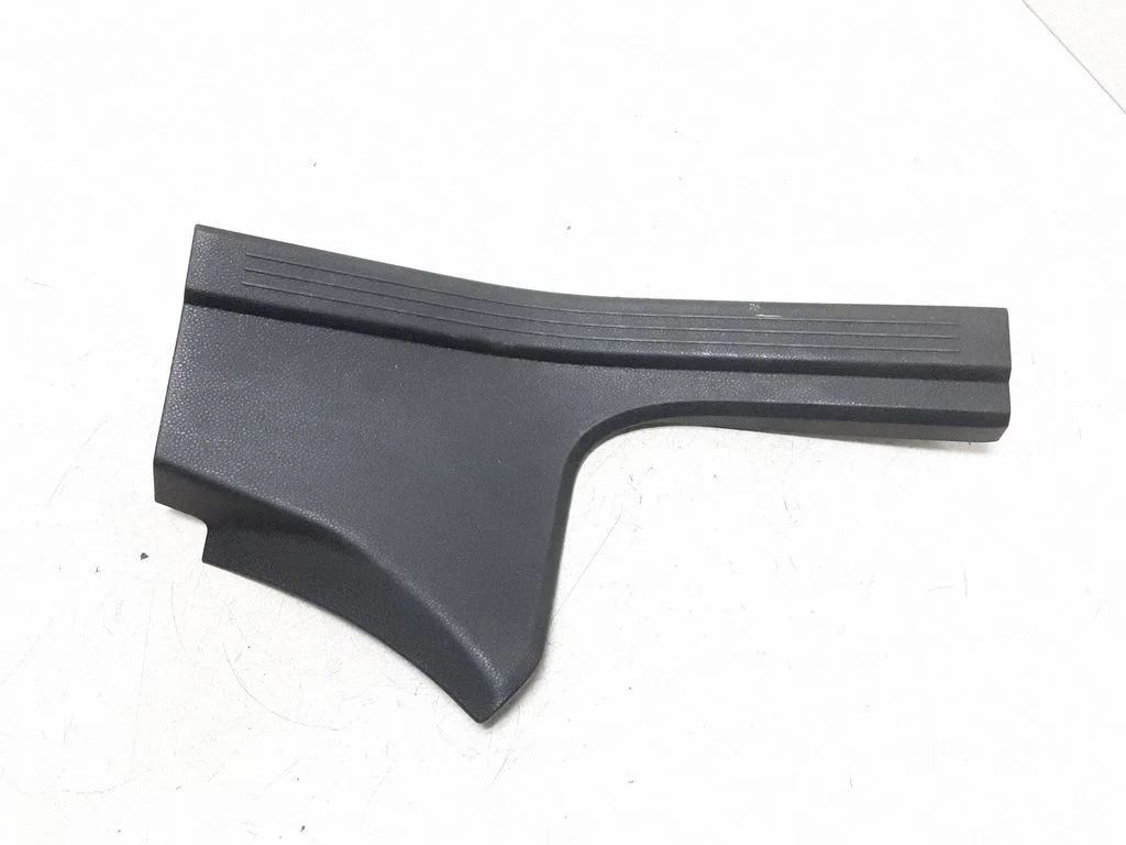 Rear sill trim cover – Mercedes-Benz E-Class W212 (2009-2016)