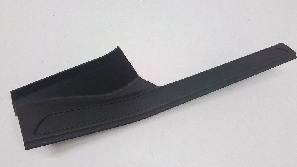 Tagalävise kate (sisemine) – BMW 7-seeria F01 F02 F03 F04 (2008-2016)