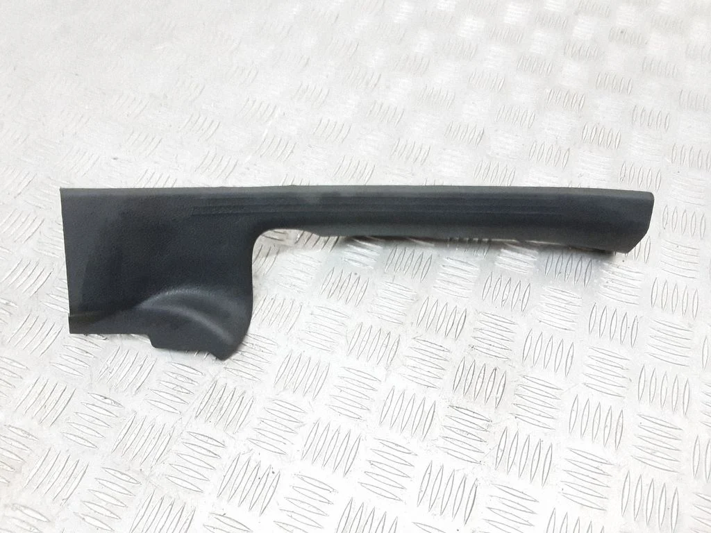 Rear sill trim cover A2536860100